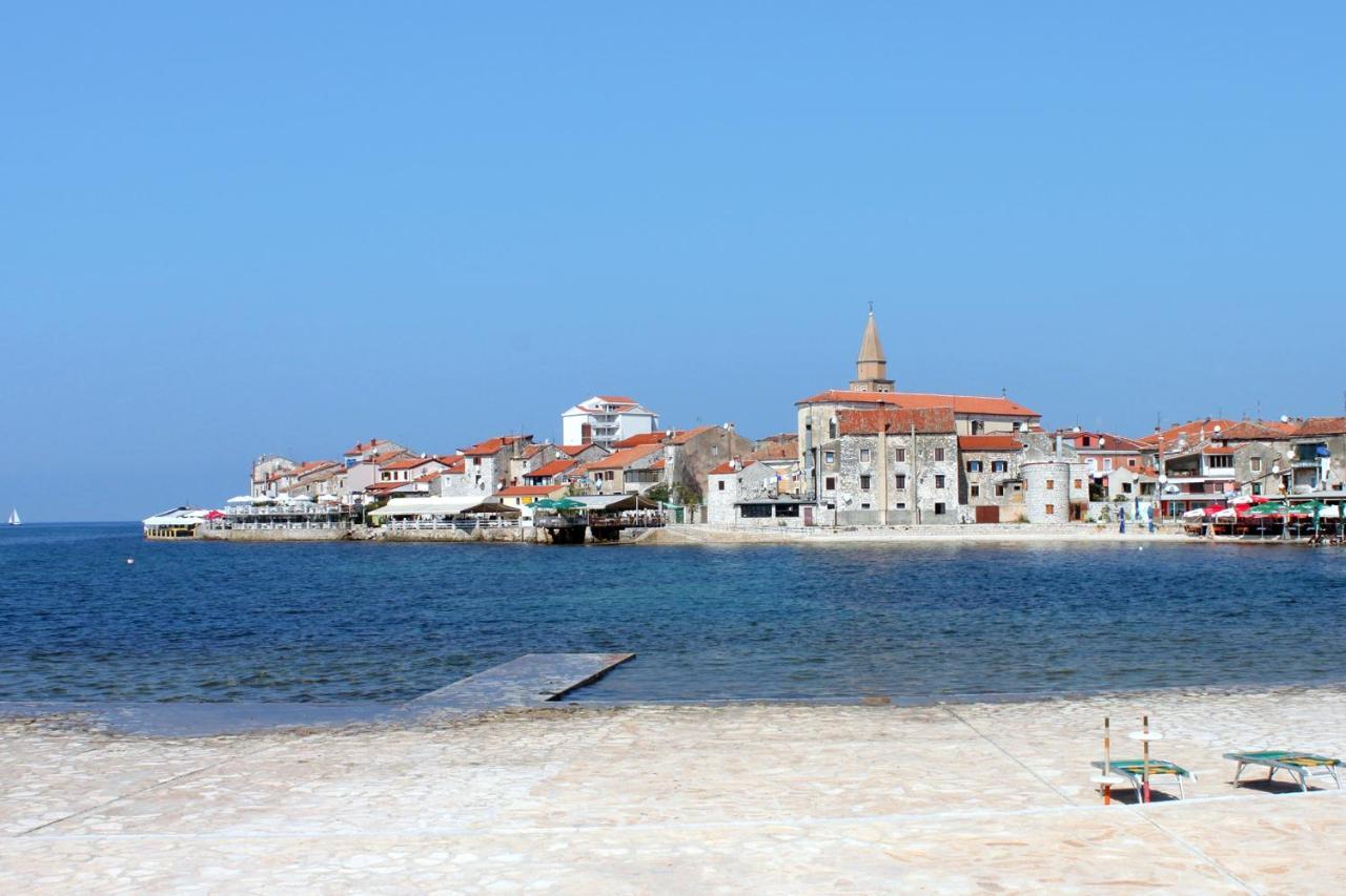 Apartments With A Parking Space Umag - 7057 المظهر الخارجي الصورة