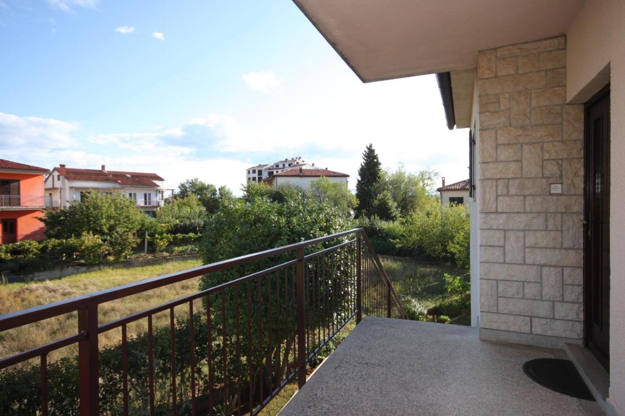 Apartments With A Parking Space Umag - 7057 المظهر الخارجي الصورة